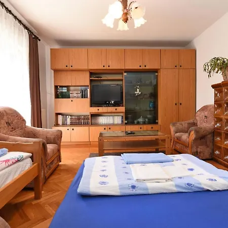 Fuer 8 Personen Ca 100 Qm In Pula, Istrien Istrische Riviera * Pula