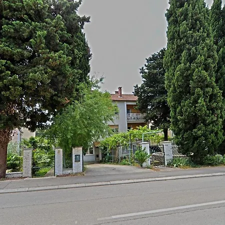 Fuer 8 Personen Ca 100 Qm In Pula, Istrien Istrische Riviera Apartment *